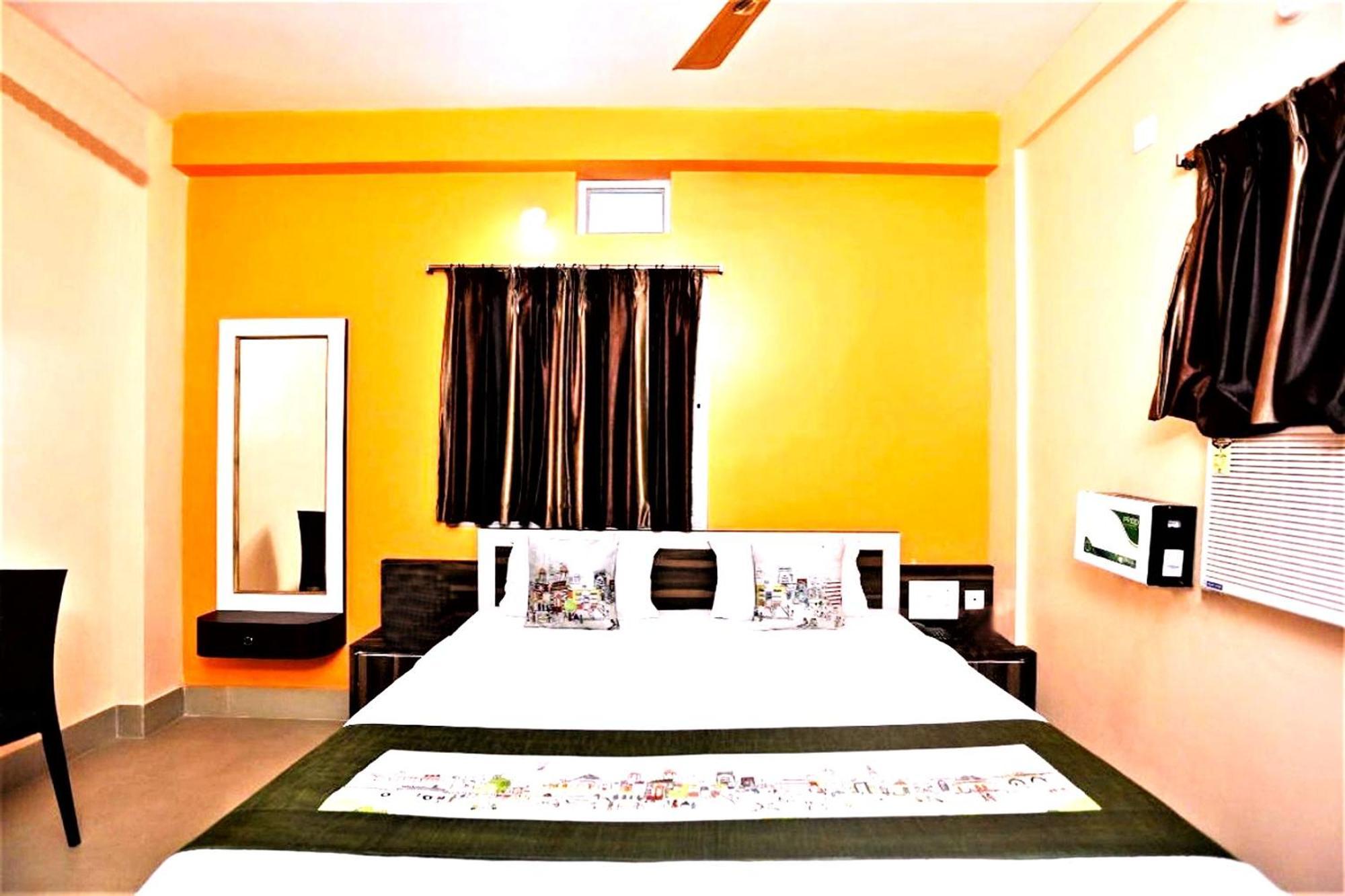 Goroomgo Krishna Residency Puri Near Sea Beach - Spacious Room With Excellent Service Awarded - Best Seller Екстериор снимка